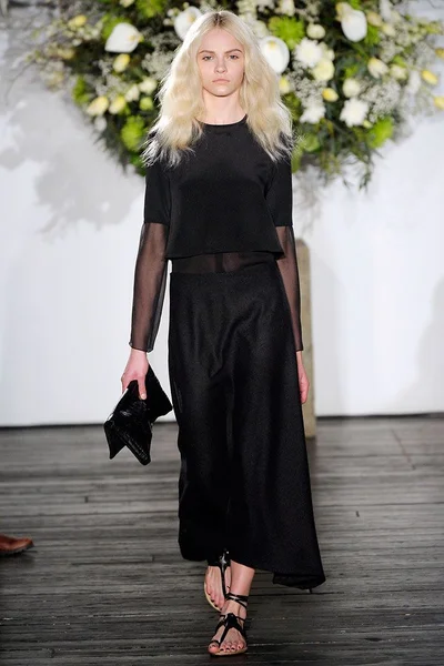 Look 4